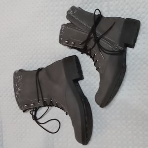 Gray Rocket Dog Boots, Size 8.5